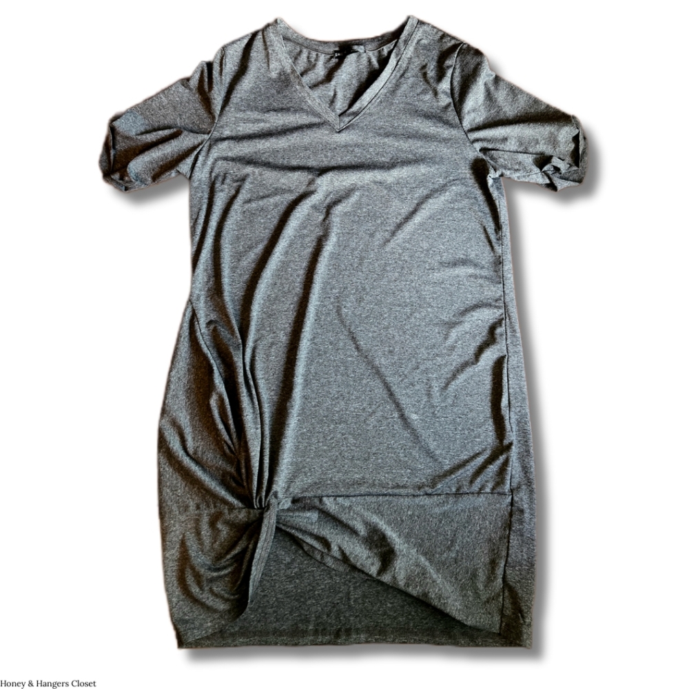 Heather Gray V-Neck Tie Front Dress | Size - Large